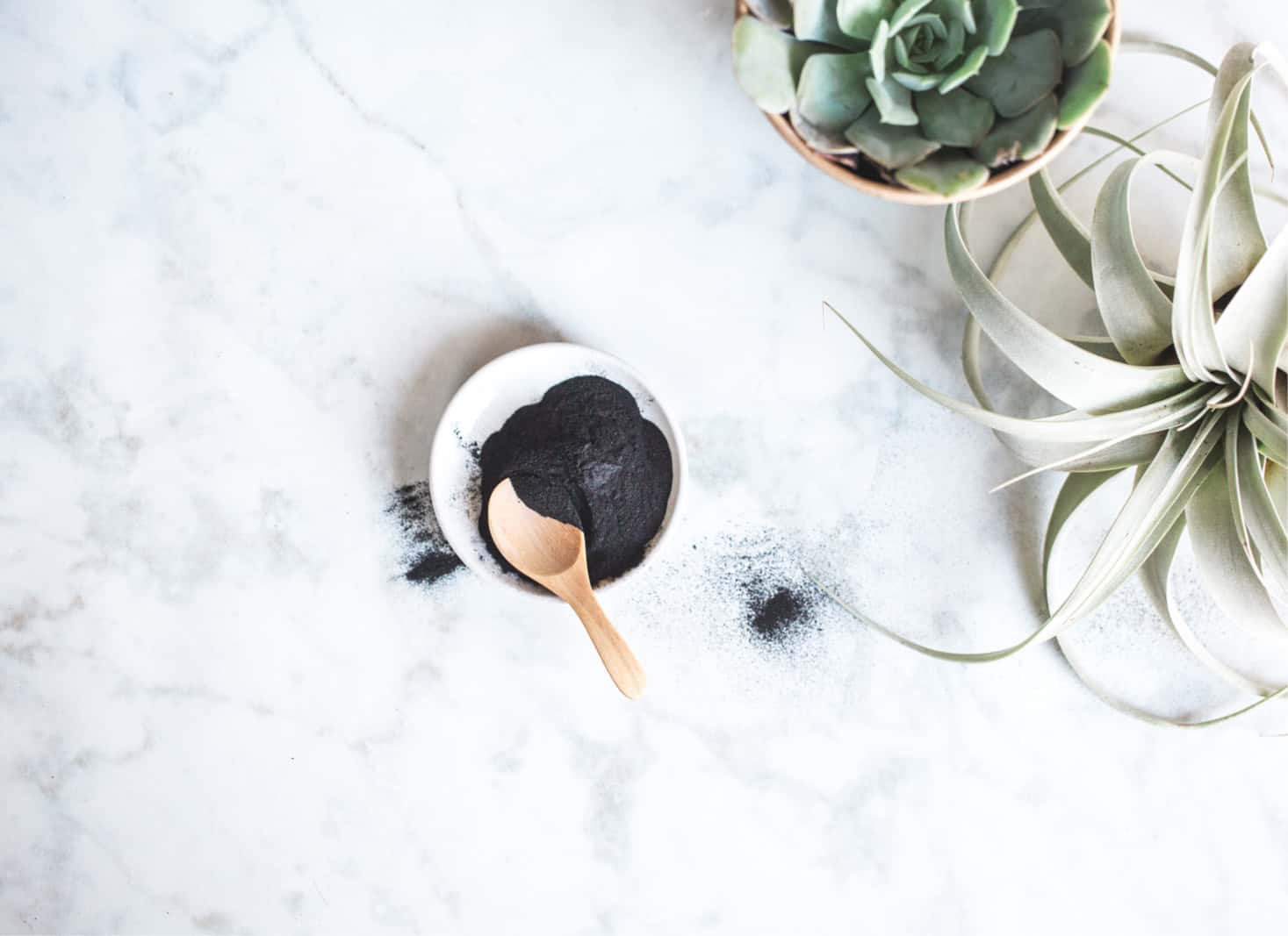I do this 10 minute detox routine a few times a week before a bath. Activated charcoal face mask and dry skin brushing are the perfect complement to each other!